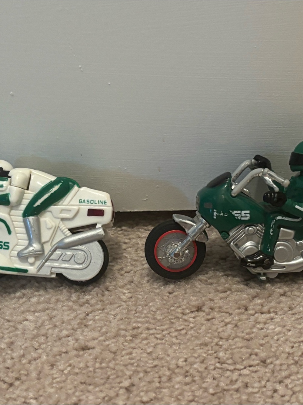 Hess Sport Motorcycle Cruiser Stunt Bike Toy Lot Set 2004 Collectible